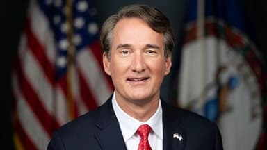 Image for Virginia Governor Issues New AI Guidelines for Education