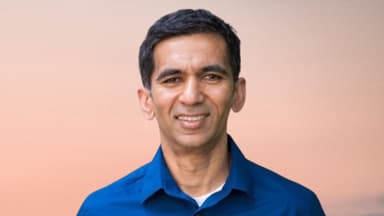 Image for (US & Canada) | Technology Needs to Be Anchored to the Personas Driving Value — Microsoft General Manager, Enterprise Data