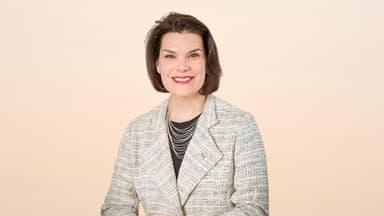 Image for (US & Canada) | Leaders Must Know How to Convince People to Adopt Change — Fifth Third Bank, Chief Technology Strategy Officer